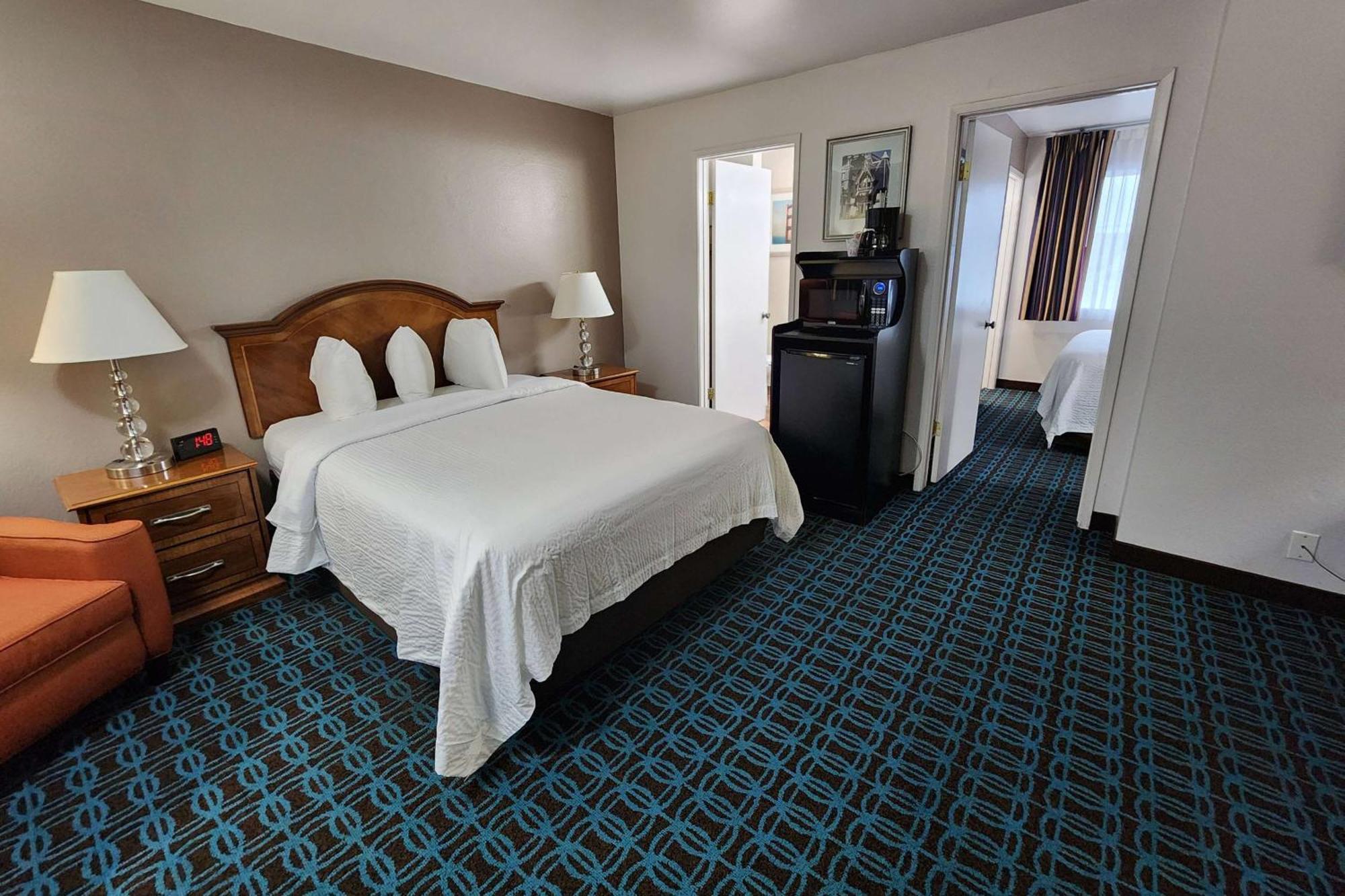 Ramada Bayside Inn & Suites Eureka Εξωτερικό φωτογραφία